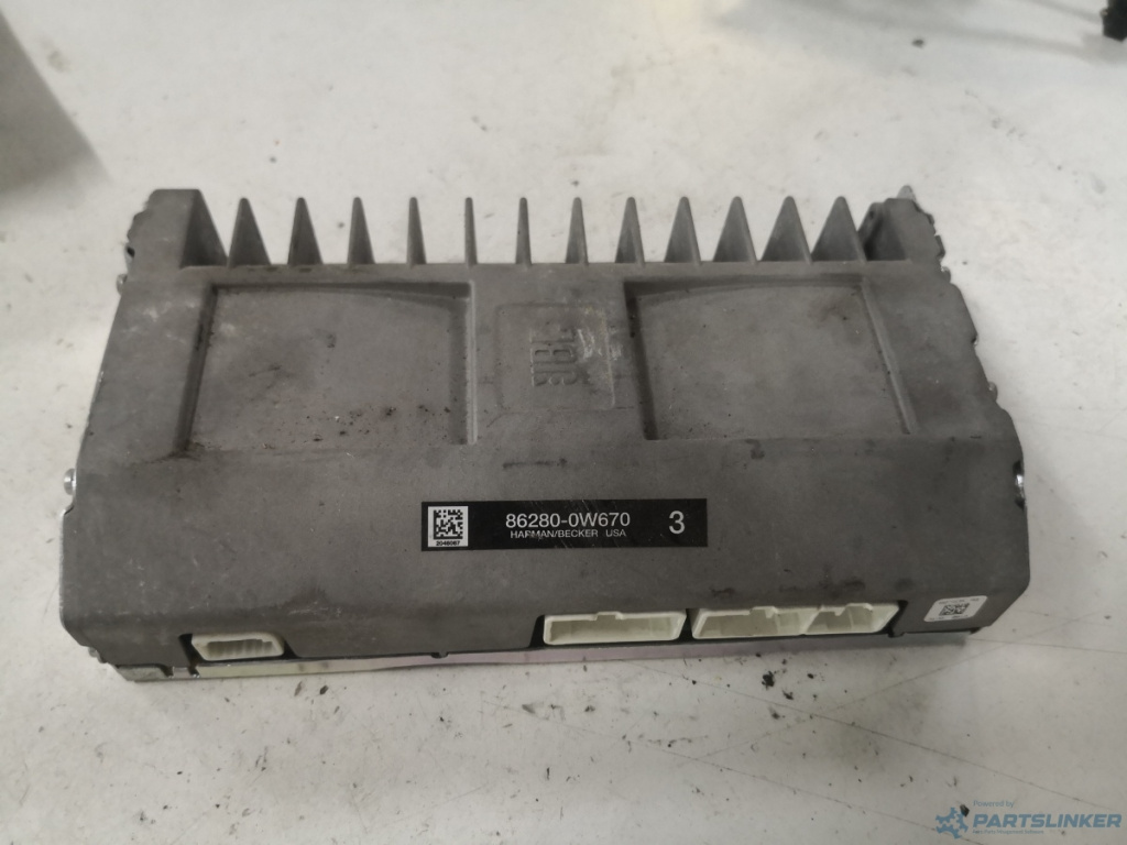 Amplificator audio TOYOTA LAND CRUISER 150 (TRJ15_, KDJ15_, GRJ15_, GDJ15_) [ 2009 Jbl OEM 862800w670