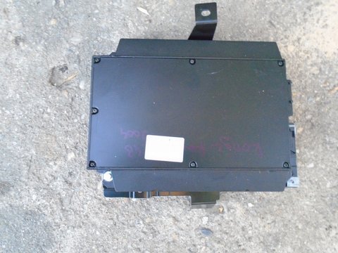 Amplificator de sunet range rover cod xqk000030
