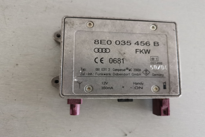 Amplificator semnal Amplificator semnal Audi A4 B6 cod 8E0035456B 8E0 035 456 B 8E0035456B Audi A4