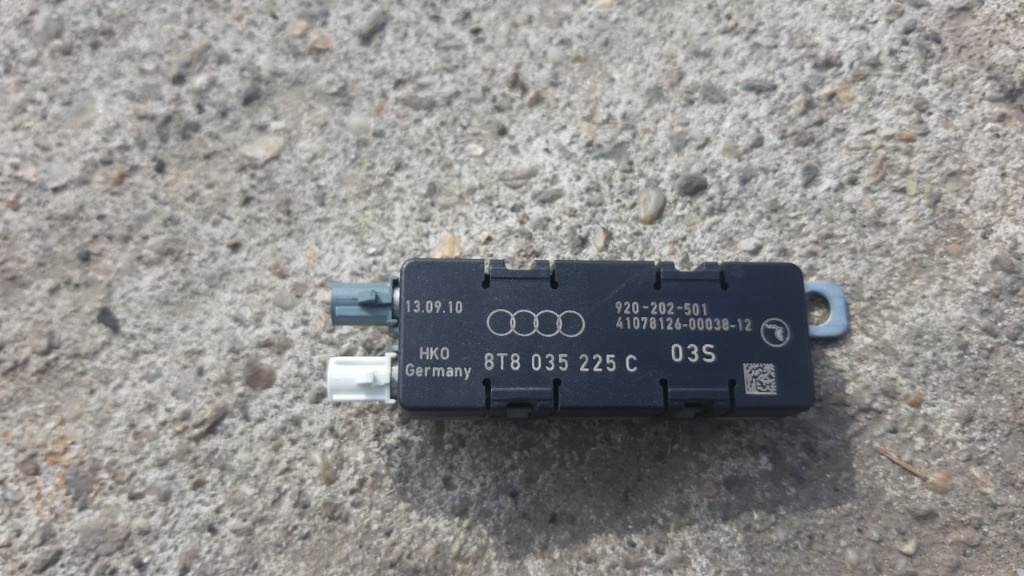 Amplificator semnal antena Audi A5-2010
