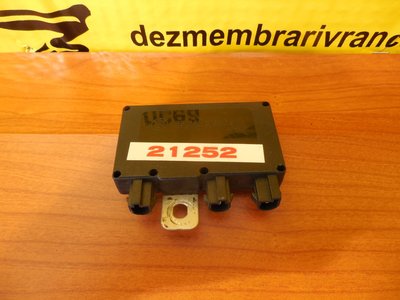 AMPLIFICATOR SEMNAL ANTENA BMW E46 2.0 BENZINA AN 