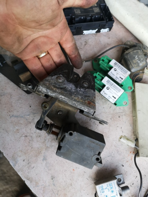 Amplificator semnal radio BMW E39