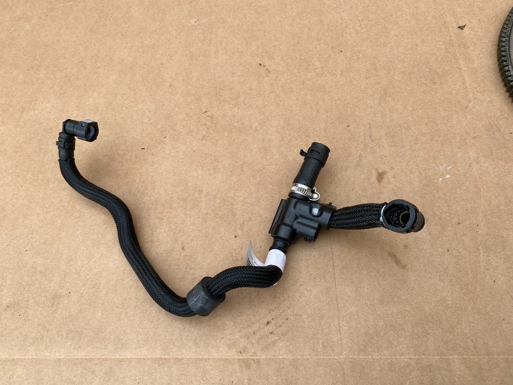 Ansamblu furtunuri BMW X1 F48 2018 13538580406 13538514116 la 0 km