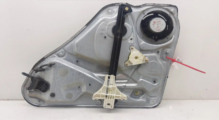 Ansamblu macara geam electric, stanga spate 3B9839755C Volkswagen VW Passat B5.5 [facelift] [2000 - 2005]
