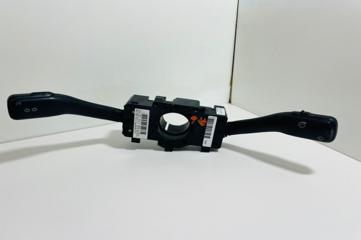 Ansamblu manete / Bloc lumini 8L0953513G Volkswage