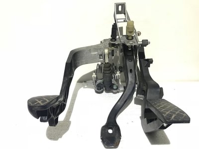 Ansamblu pedale + suport + pompa ambreiaj Audi A4 