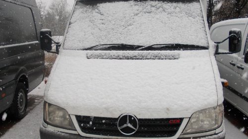 Ansamblu stergatoare cu motoras Mercedes