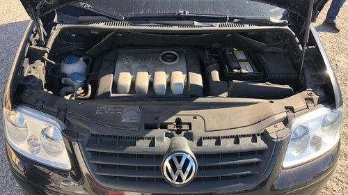 Ansamblu stergatoare cu motoras VW Toura