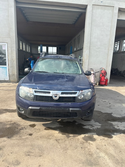 Ansamblu stergator cu motoras Dacia Duster 2013 su