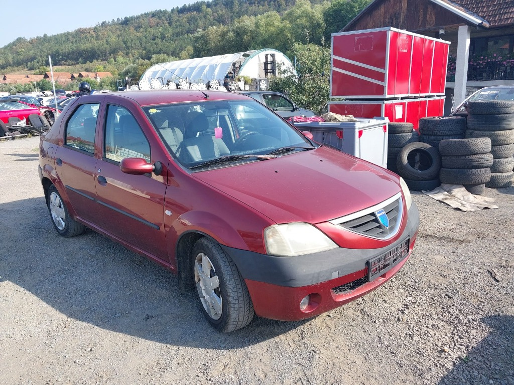 Ansamblu stergator cu motoras Dacia LOGAN 2005 1.4