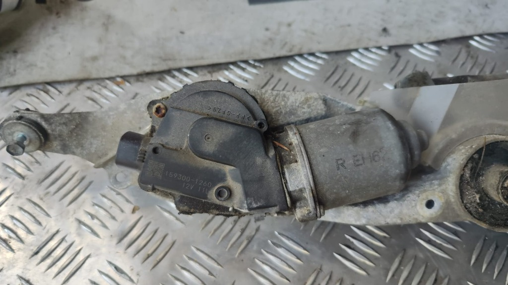 Ansamblu stergator cu motoras Mazda CX-7 2.2 MZR -CD cod motor R2 ,transmisie manuala ,an 2010 cod 159300-1260