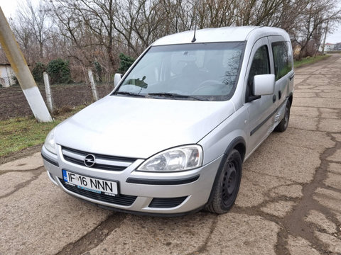 Ansamblu stergator cu motoras Opel Combo C 2009 minivan 1.3 diesel