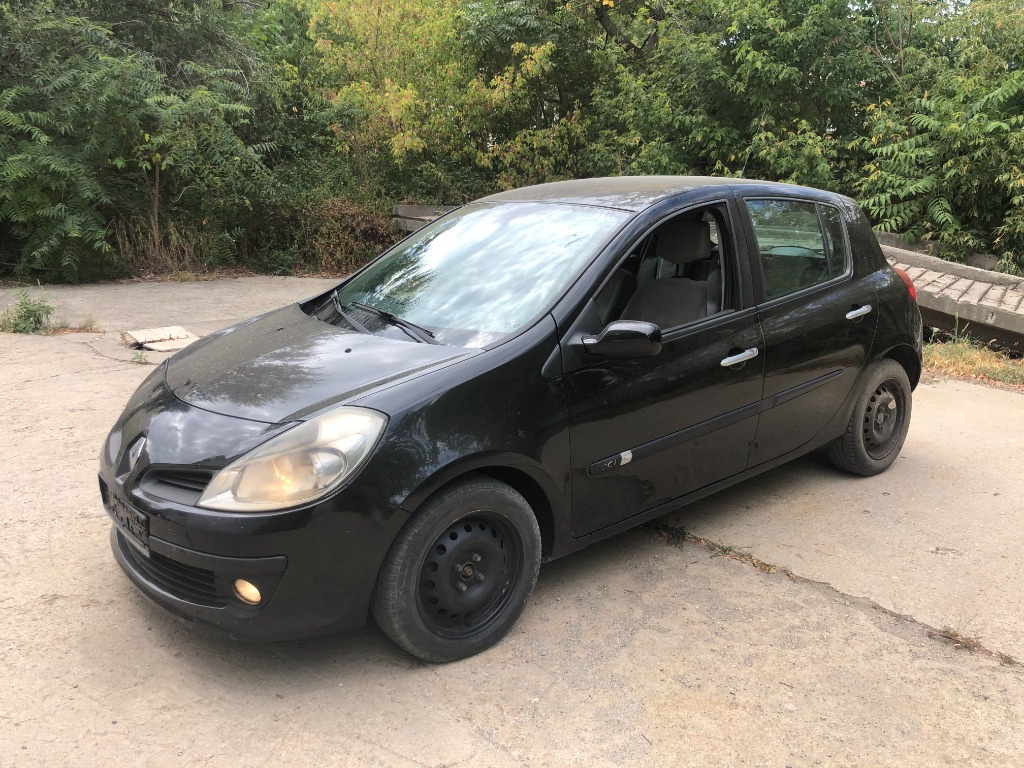 Ansamblu stergator cu motoras Renault Clio 3 2006 hatchback 1.5 dci
