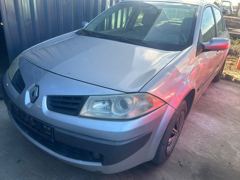 Ansamblu stergator cu motoras Renault Megane 2 2006 BERLINA 1.6 i