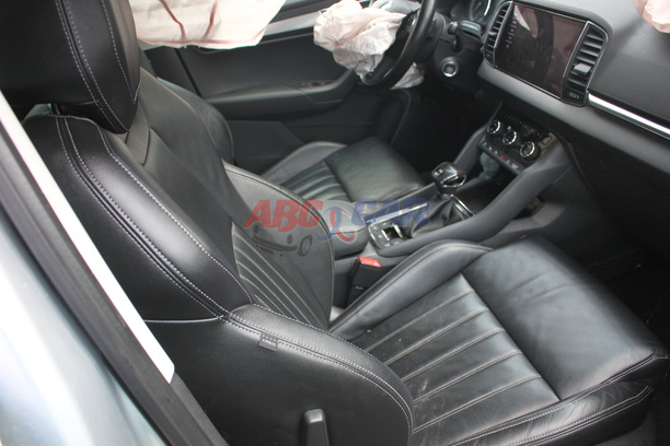Ansamblu stergator cu motoras Skoda Karo