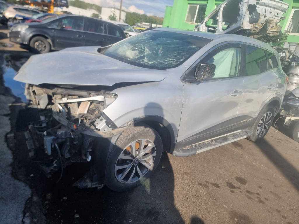 Ansamblu stergator parbriz cu motoraș R