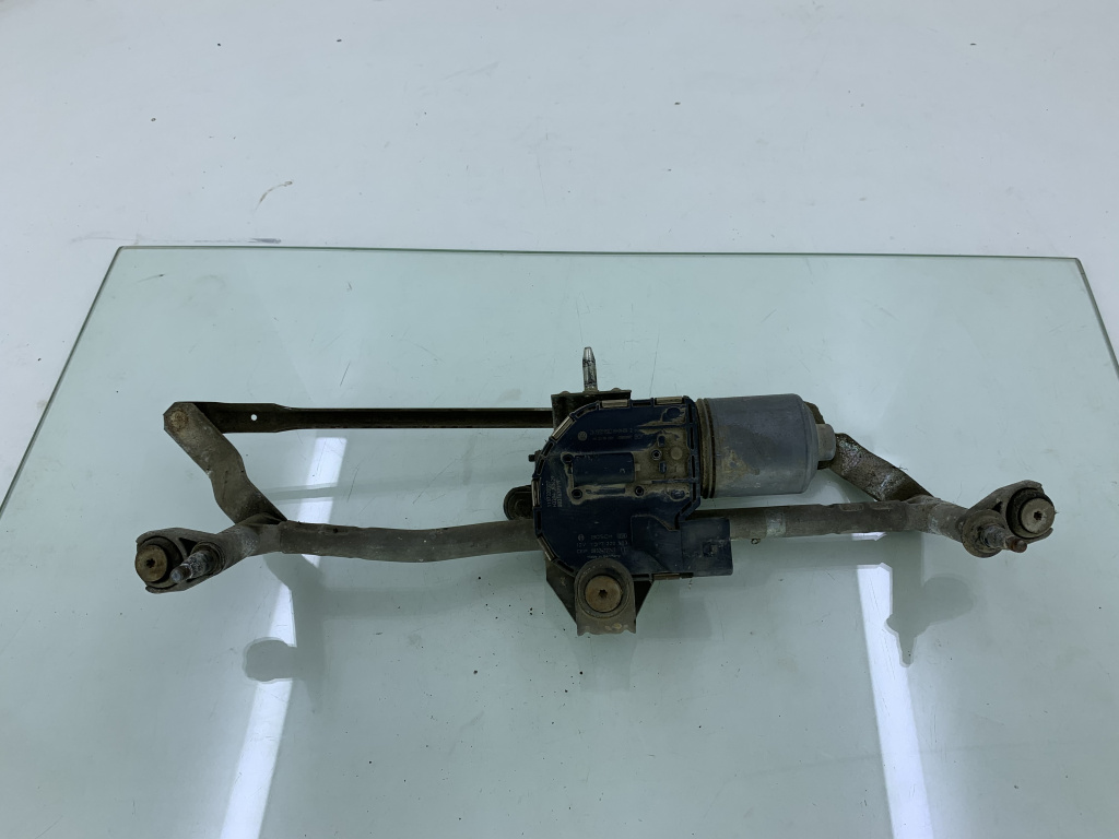 Ansamblu stergator stanga VW CADDY BST 2.0 SDI 2004-2011 2K1955023G / 2K195519C DezP: 26228