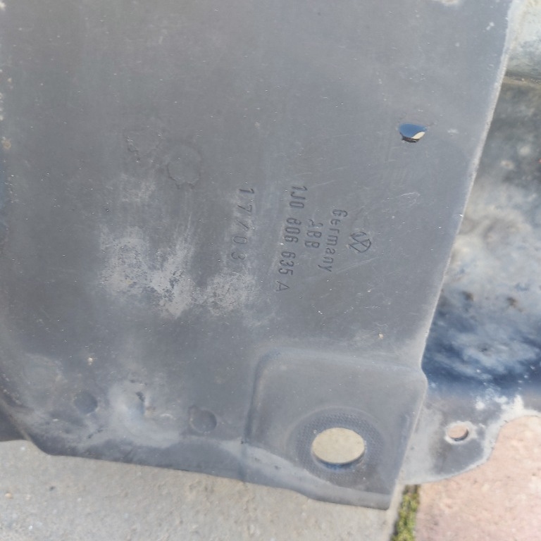 Antaritura bara fata Vw Golf 4 break cod produs: 1J0806635A / 1J0 806 635 A