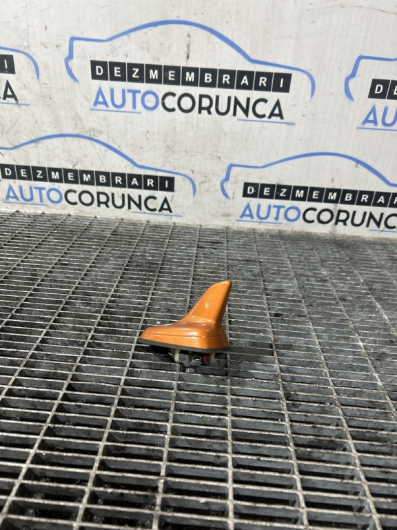 Antena AUDI Q3 2011 - 2018 SUV