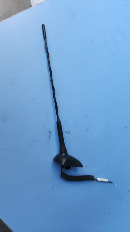 Antena Chevrolet Cruze 1.7 D LUD 2012 Cod : 13326030