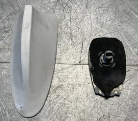 Antena Radio BMW Seria 1 E87 6925356