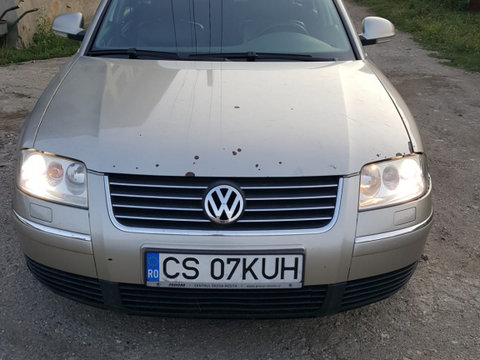 Antena radio Volkswagen Passat B5.5 [facelift] [2000 - 2005] Sedan 1.9 TDI 6MT (131 hp)