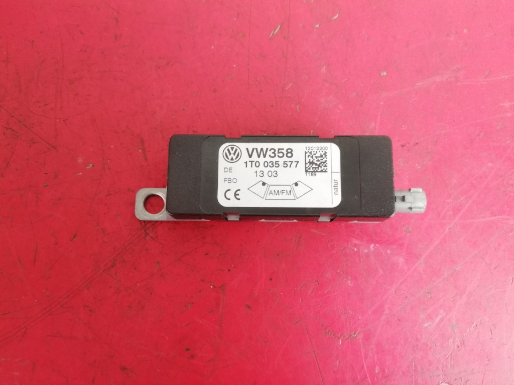 Antena radio Vw Touran 1T0035577