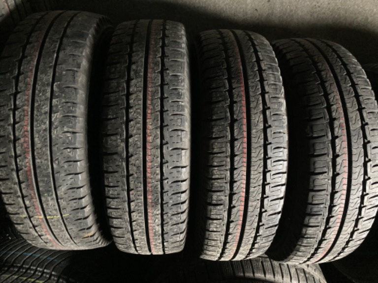 Anvelope Michelin set 4 buc 215/70 R15 C