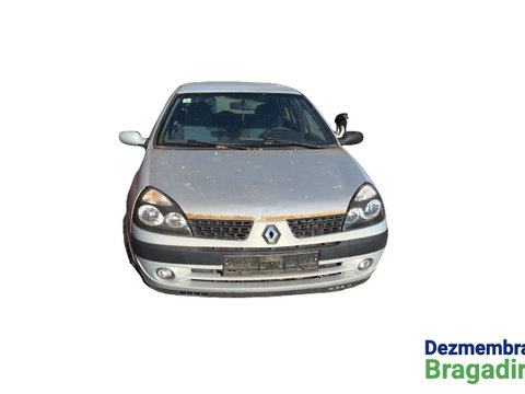 Aparatoare / Carenaj noroi fata dreapta Renault Clio 2 [facelift] [2001 - 2005] Hatchback 5-usi 1.5 dCi MT (82 hp) Cod motor: K9K-B7-02