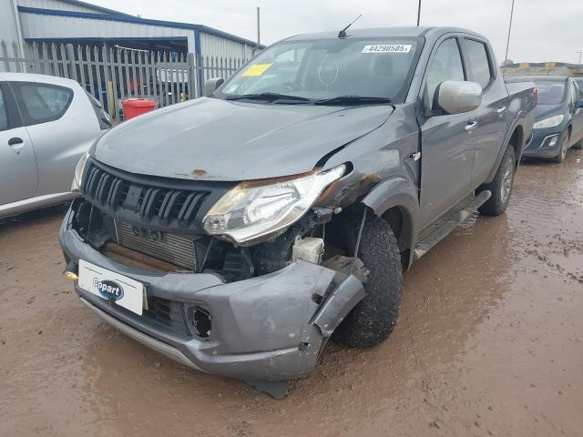 Aparatoare / Carenaj noroi spate dreapta Mitsubishi L200 5 [2015 - 2020] Pickup 2.4 D AT (181 hp)