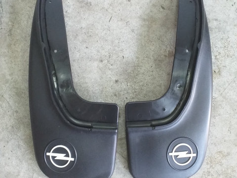 Aparatoare noroi Clapete aparatoare noroi fata / spate Opel Astra F GM90397277 Opel Astra F [facelift] [1994 - 2002]