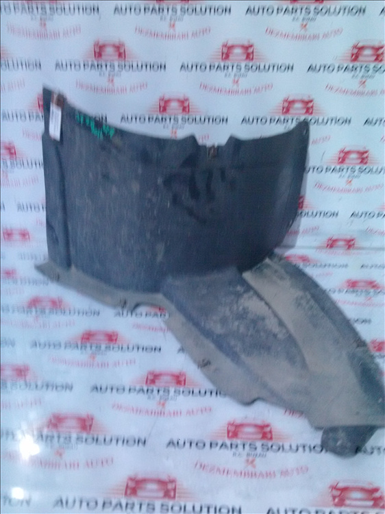 Aparatoare noroi stanga fata VOLKSWAGEN PASSAT B7 2.0 TDI