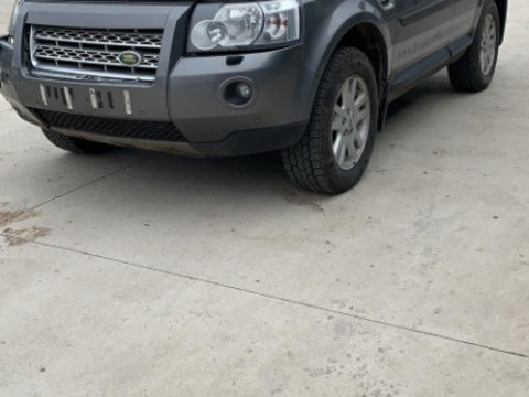 Aparatoare norori carenaj stanga fata Land Rover Freelander 2 2.2 TD4 224DT