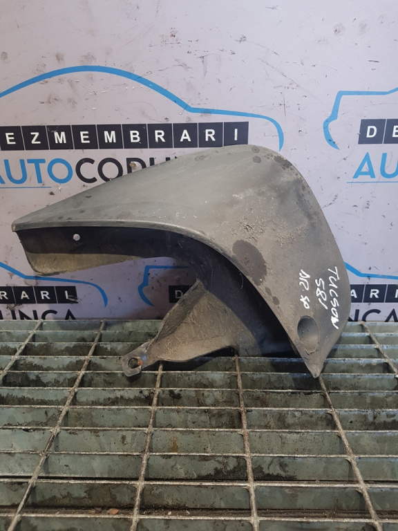 Aparatori noroi spate Hyundai Tucson Dreapta