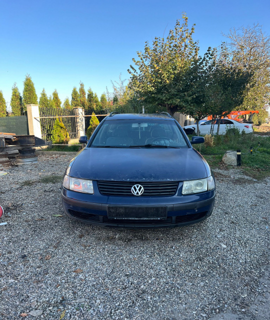 Arc spate stanga Volkswagen VW Passat B5