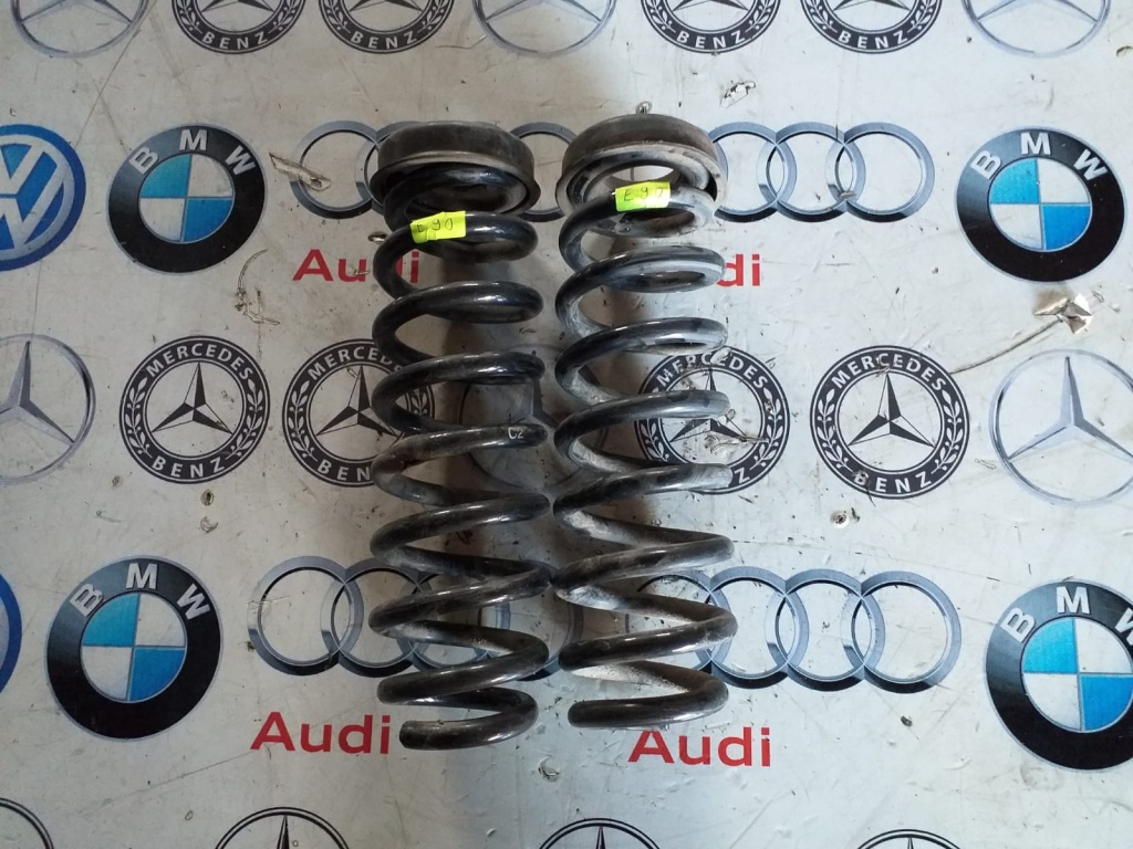 Arcuri spate BMW E90