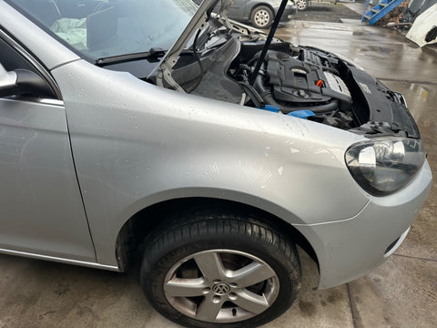 Aripă dreapta fata Vw Golf 6 Variant Combi Break 2011 argintiu LA7W