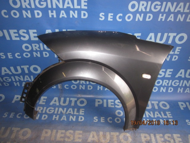 Aripa Audi A2; 8Z0821021C