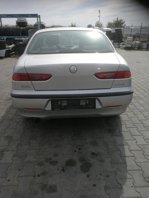 Aripa dreapta fata Alfa Romeo 156 2000 l