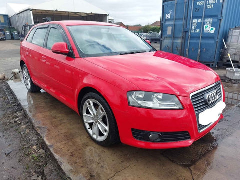 Aripa dreapta fata Audi A3 8P 2010 Sportback 1,6 TDI CAYC