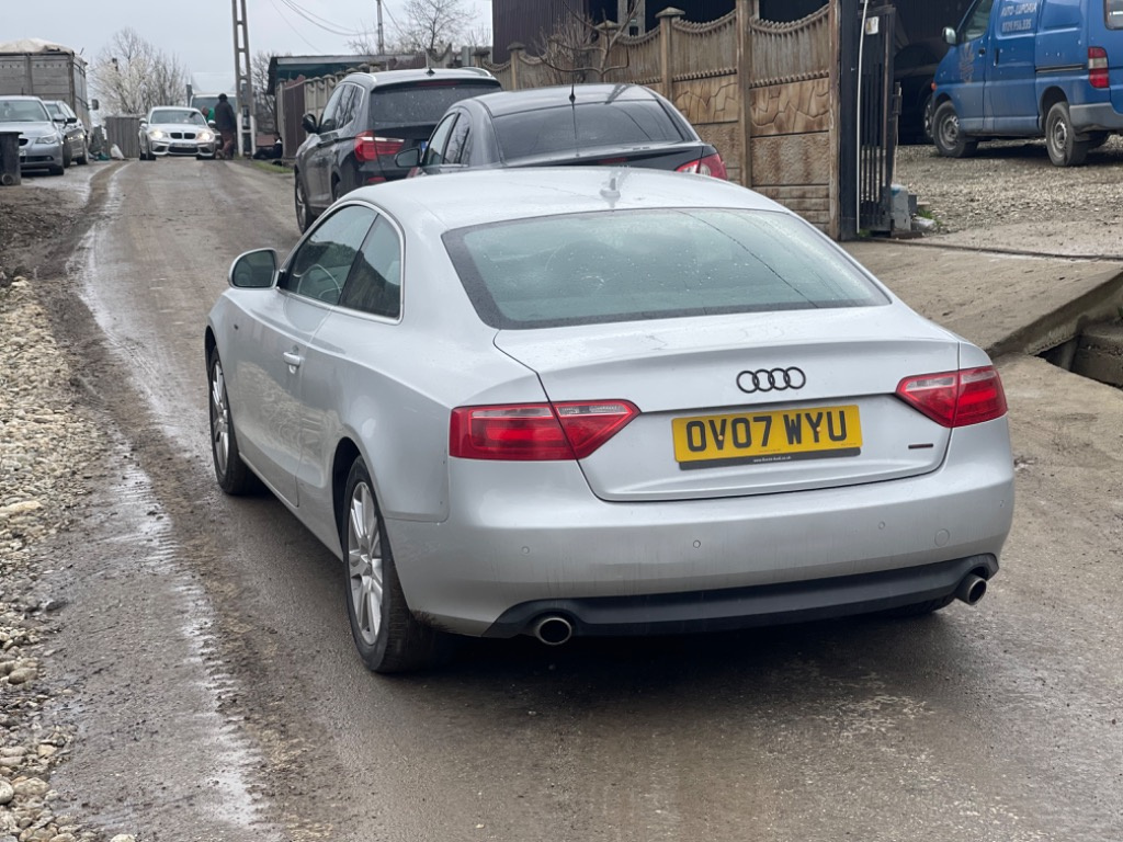 Aripa dreapta fata Audi A5 2008 Coupe 3.