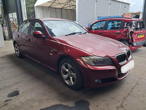 Aripa dreapta fata BMW E90 2011 limuzina 2.0TDI N47D20C