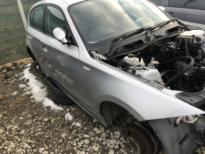 Aripa dreapta fata BMW Seria 1 E81, E87 2005 Hatch