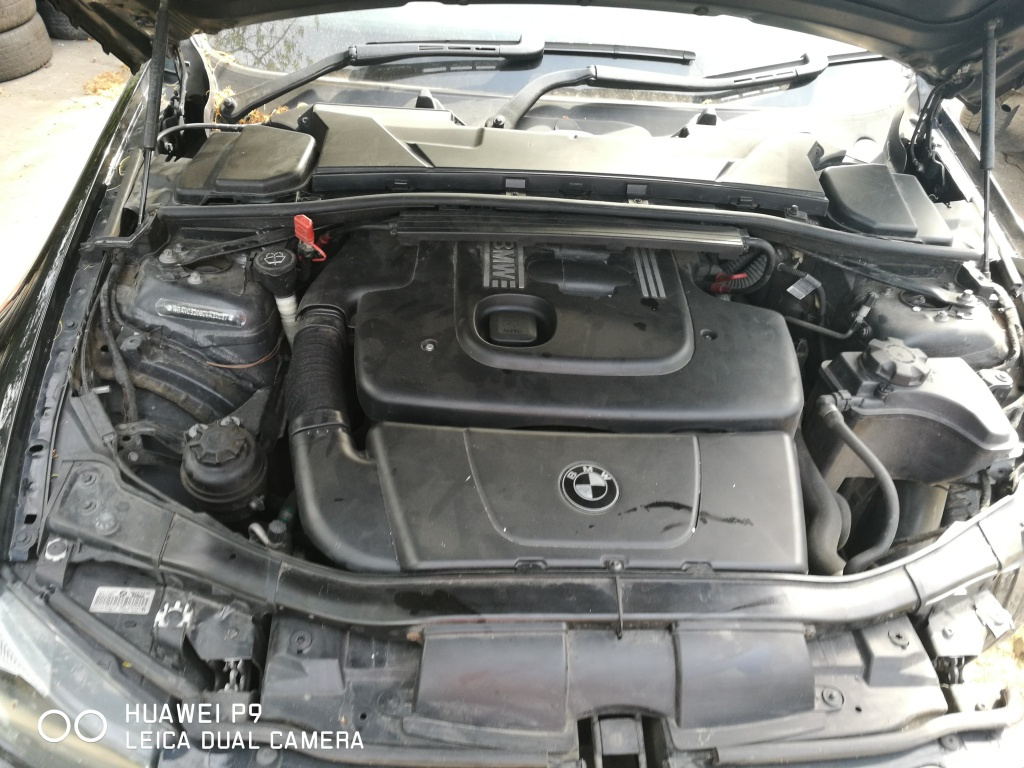 Aripa dreapta fata BMW Seria 3 E90 2007 