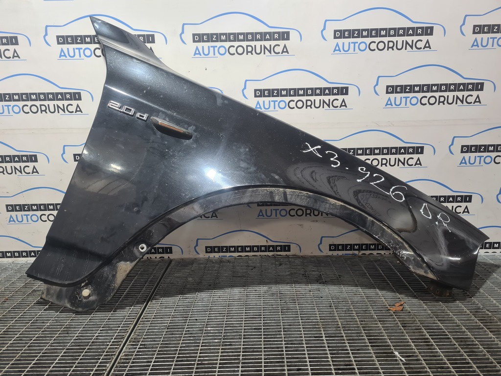 Aripa Dreapta Fata BMW X3 E83 Facelift 2006 - 2010 4 Usi NEGRU CU RUGINA