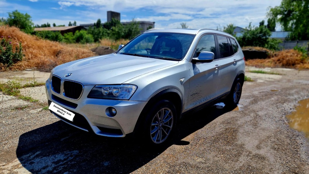 Aripa dreapta fata BMW X3 F25 2013 estate 2.0