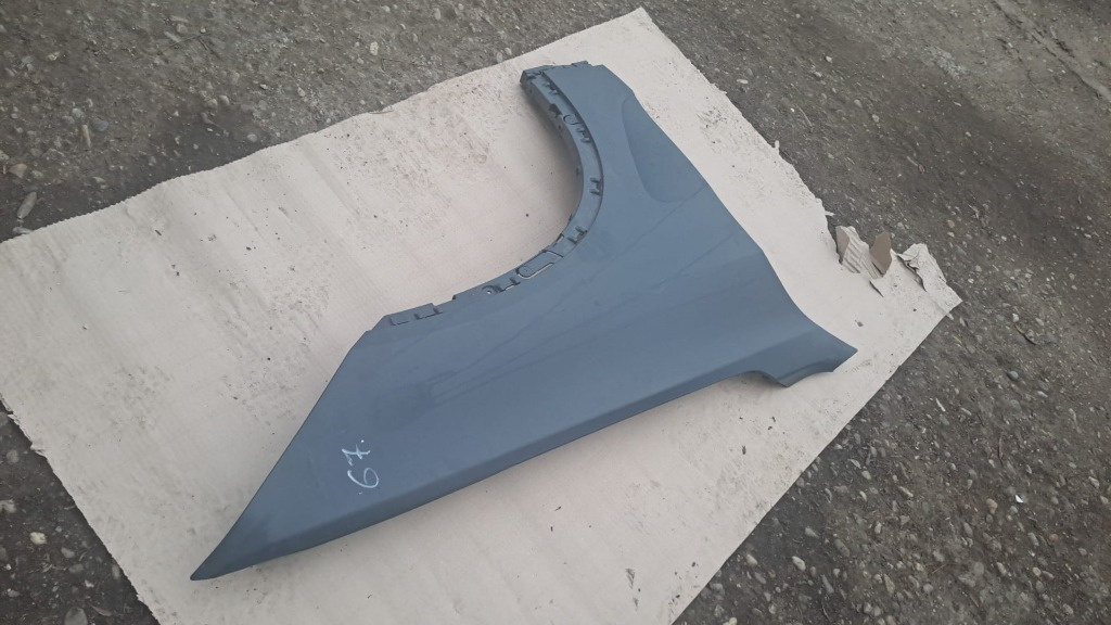 Aripa dreapta fata BMW X5 F15 cod 7337092 NOU Original
