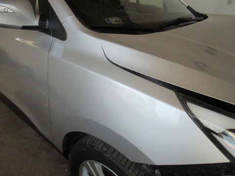 Aripa dreapta fata culoare RAH silver Hyundai ix35 facelift 2013 2014 2015