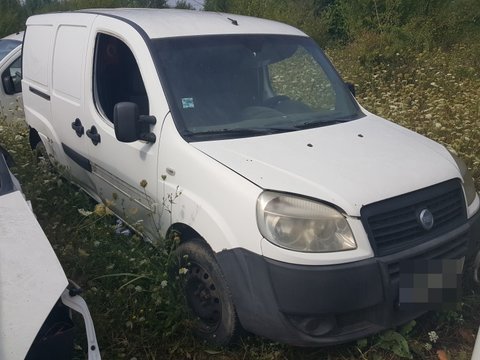 Aripa dreapta fata Fiat Doblo 2006