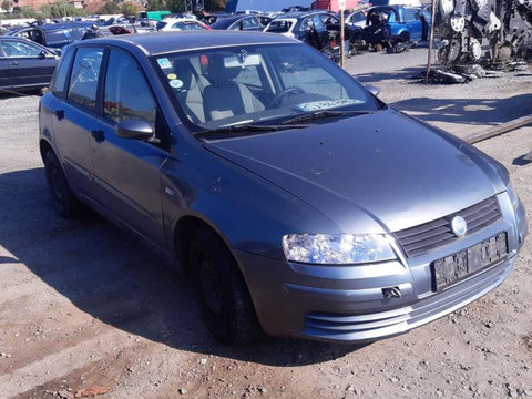 Aripa dreapta fata Fiat Stilo 2004 1.9 JTD Diesel